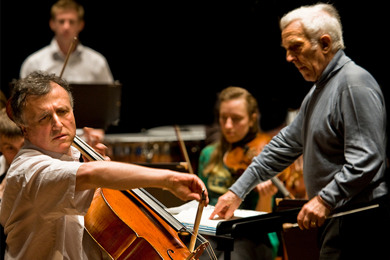 Raphael Wallfisch in Rehearsal (2011)